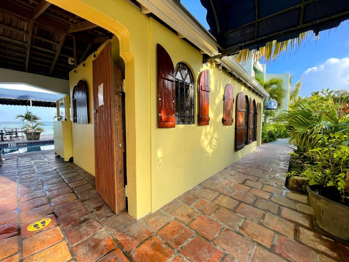 Osprey Beach Hotel Cockburn Town Exteriér fotografie